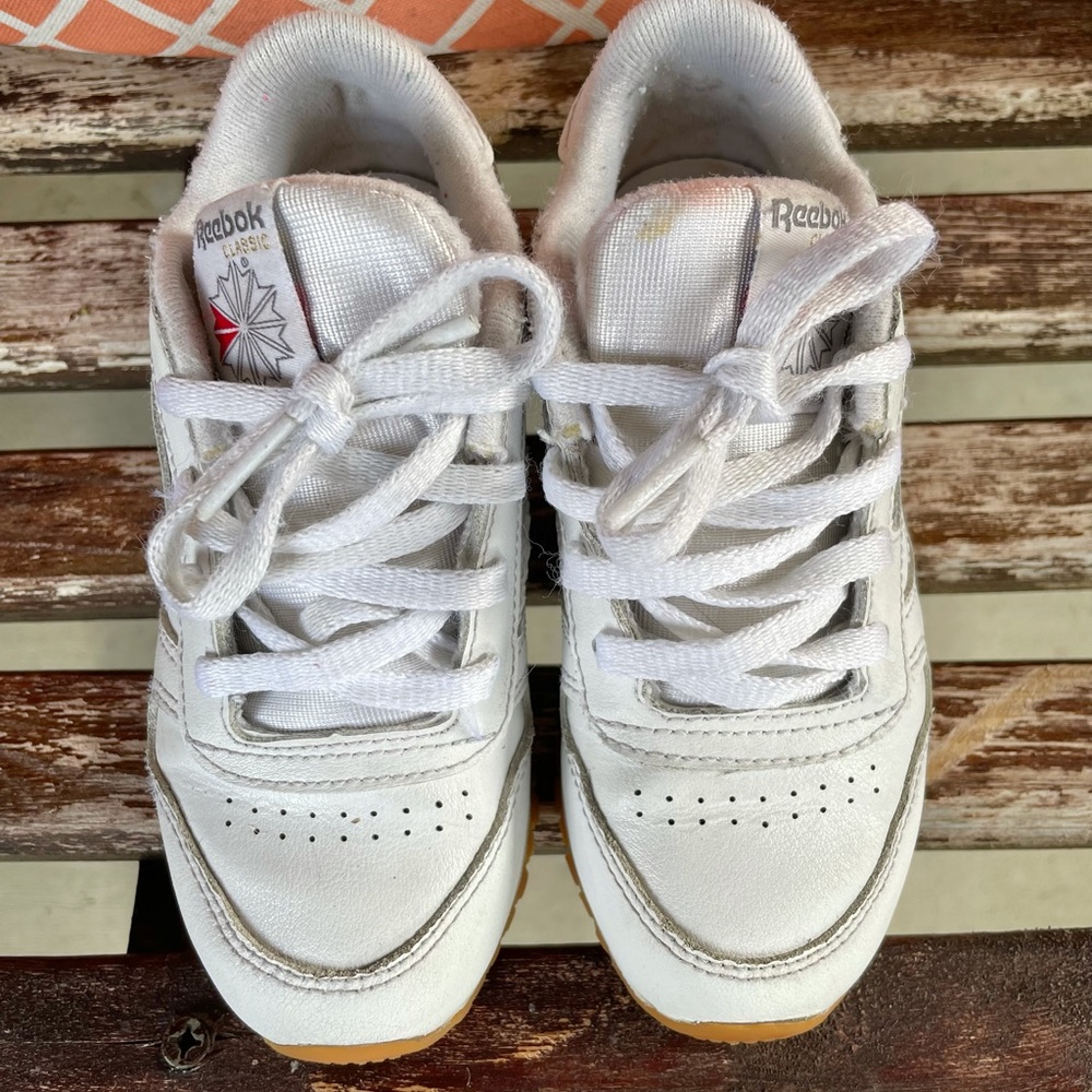 ✨SOLD✨Reebok Toddler girl shoes